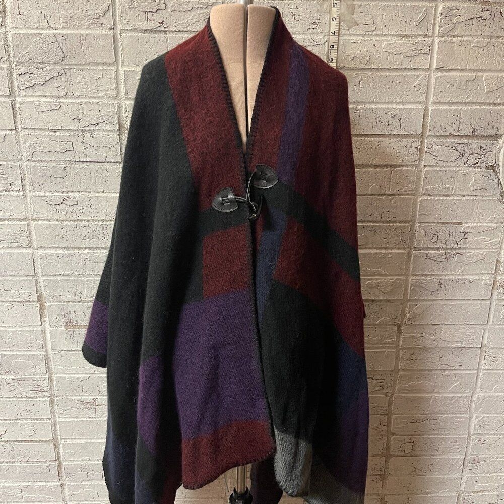 Steve Madden Women's Mondrian Colorblock Poncho One Size Plus Friendly
